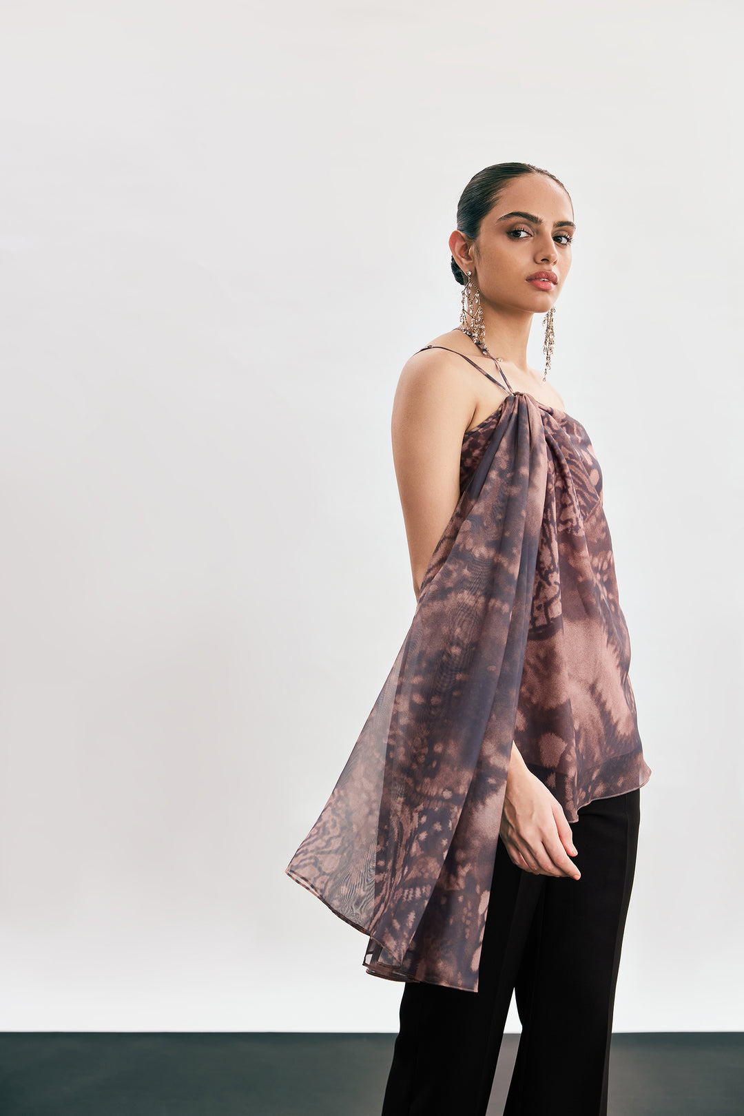 NYRA TOP
